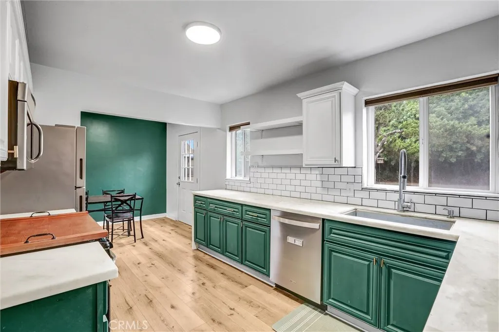 https://cdn.realtyfeed.com/cdn/127/306498025/fb7c7ba4135e0fddf9337b88c0585194.webp