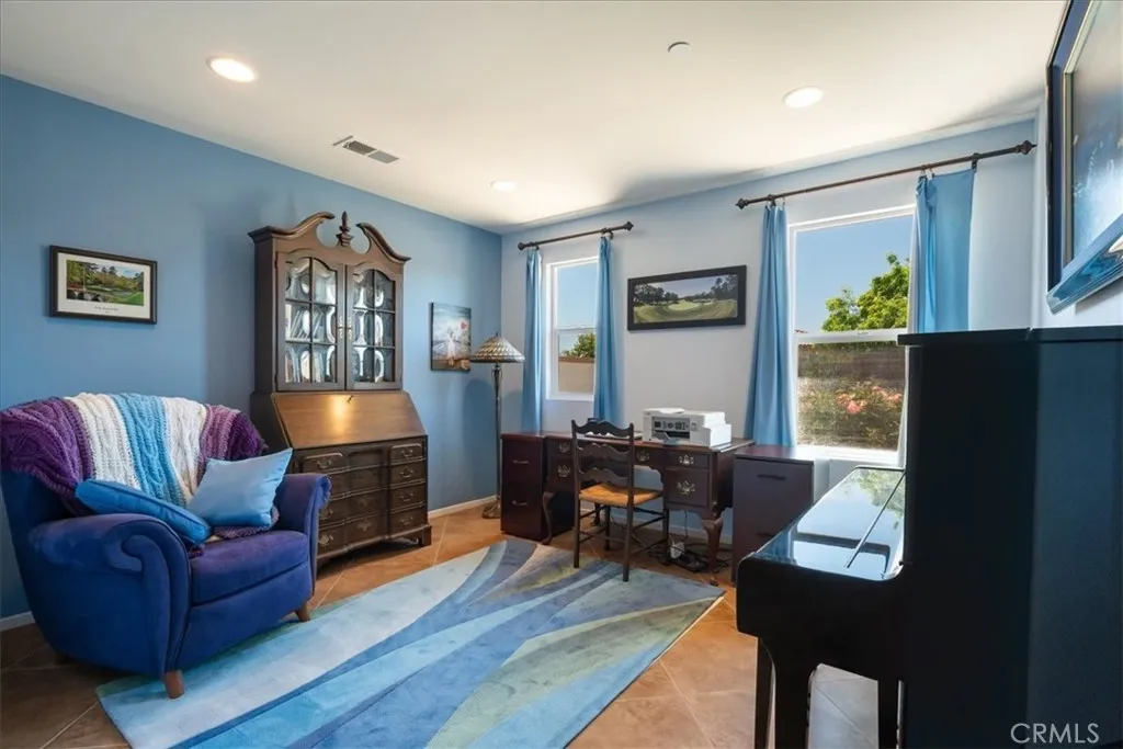 https://cdn.realtyfeed.com/cdn/127/306498027/20b35e39eb6879f011e8c6b51d7884d5.webp