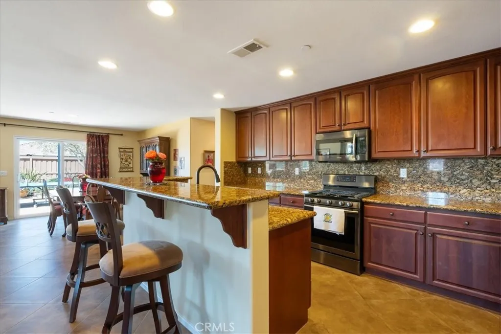 https://cdn.realtyfeed.com/cdn/127/306498027/3a97e0333079d56f0523fd03f2f6871c.webp