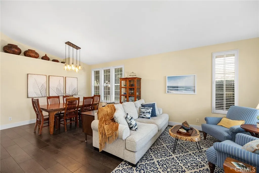 https://cdn.realtyfeed.com/cdn/127/306498033/06b427ae383b7d701d8a36f484d98478.webp