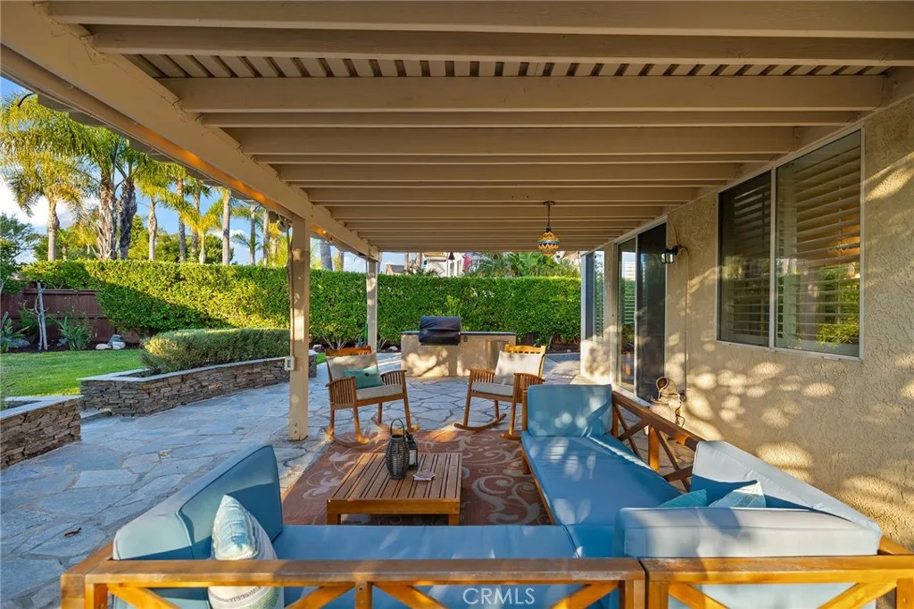 https://cdn.realtyfeed.com/cdn/127/306498033/2d3739a0044885b6b8987bda83beb054.webp