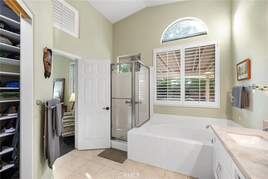 https://cdn.realtyfeed.com/cdn/127/306498033/655c169a1043f908d2b7c33cc72480a5.webp