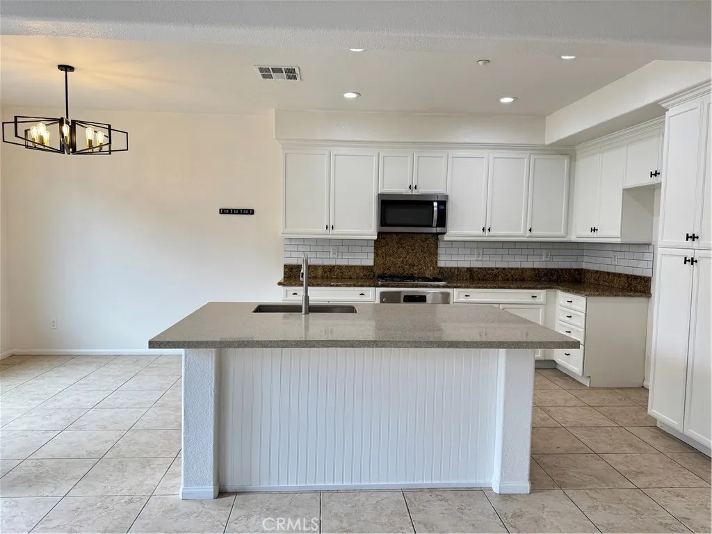 Photo #2: SW25163463 Listing 
