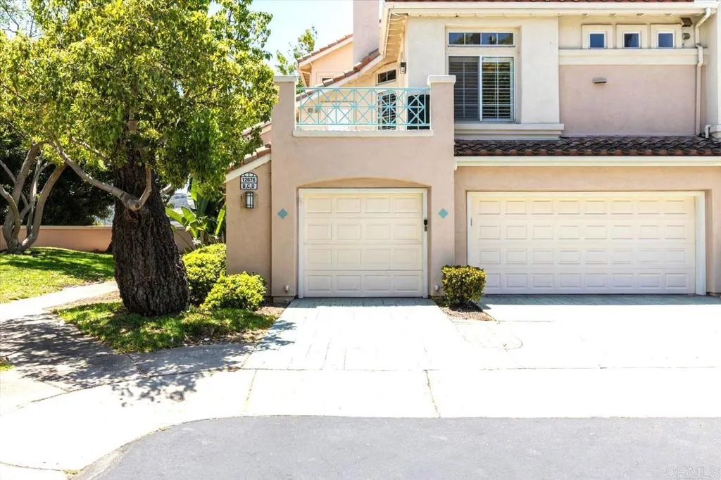 https://cdn.realtyfeed.com/cdn/127/306498055/202c492b8d818ba2947932264ba01fe9.webp