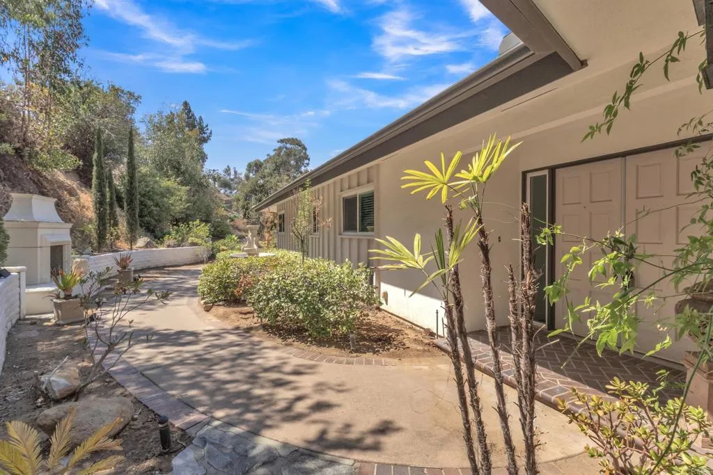 https://cdn.realtyfeed.com/cdn/127/306498120/942f03c0e2ccf4be7e4a8da8506a6d94.webp