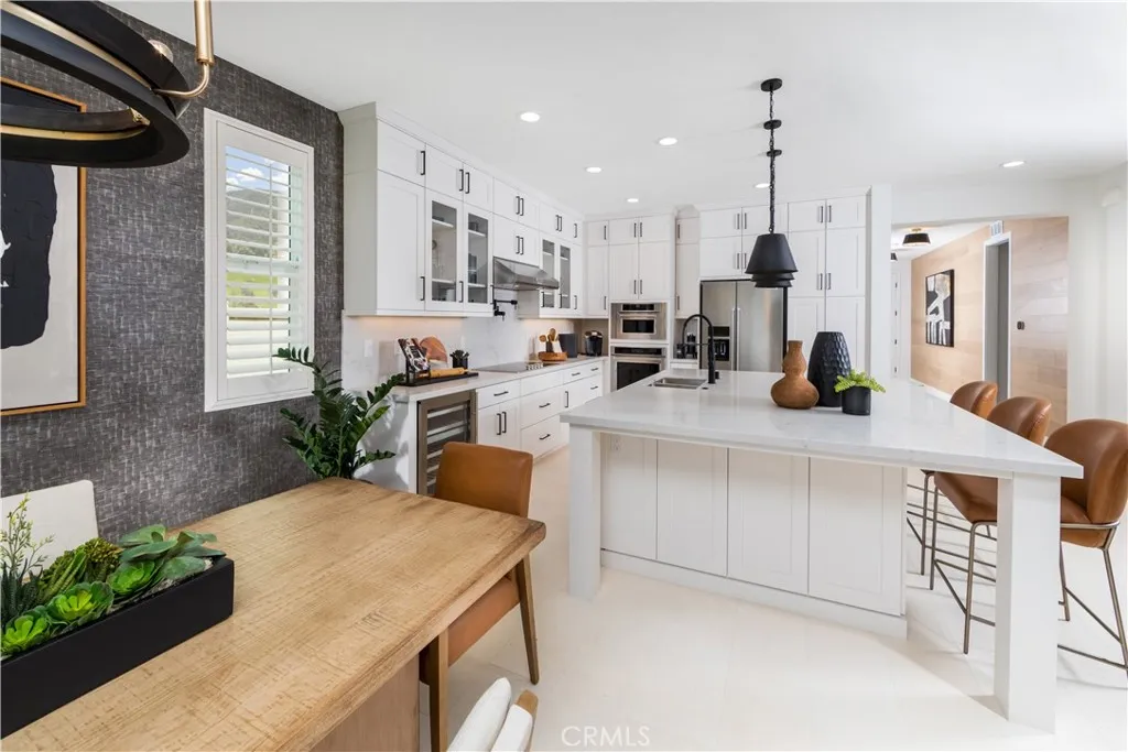 https://cdn.realtyfeed.com/cdn/127/306498281/eae4f8ab69de416595e20a822fa7060c.webp