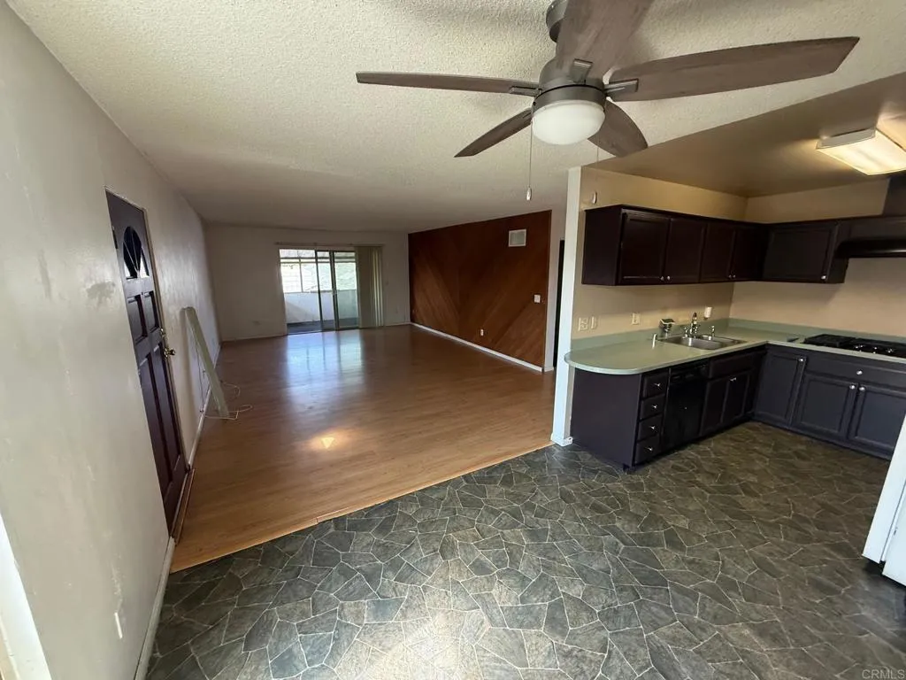 Photo #2: PTP2505517 Listing: Photo #2