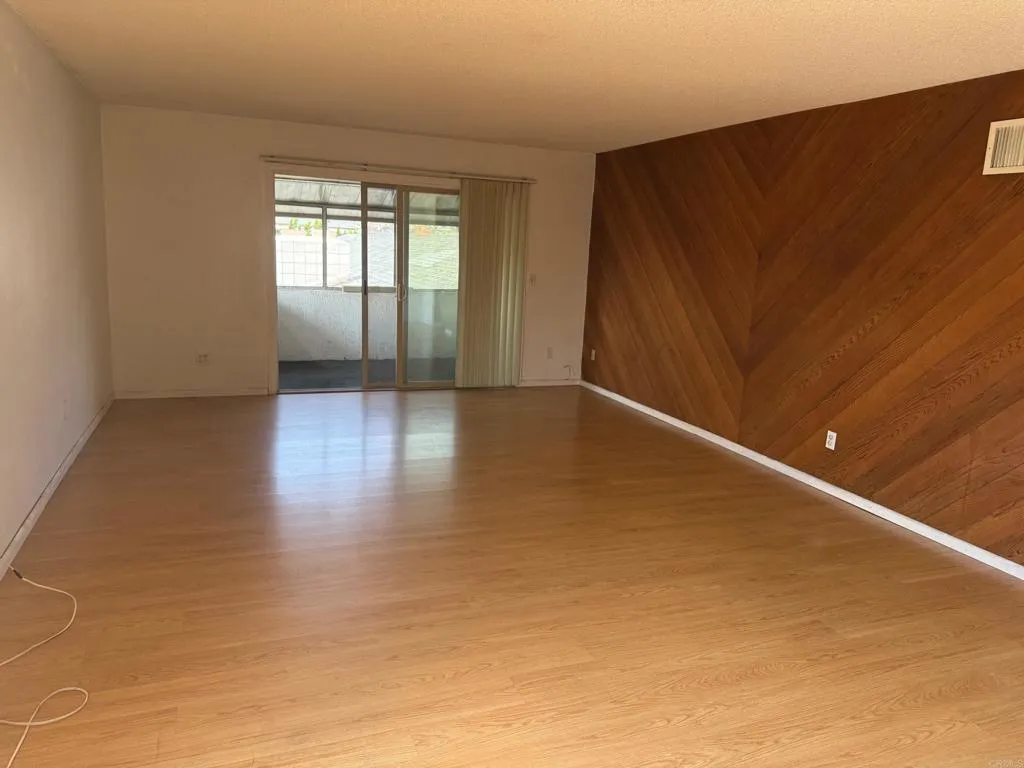 Photo #2: PTP2505517 Listing 