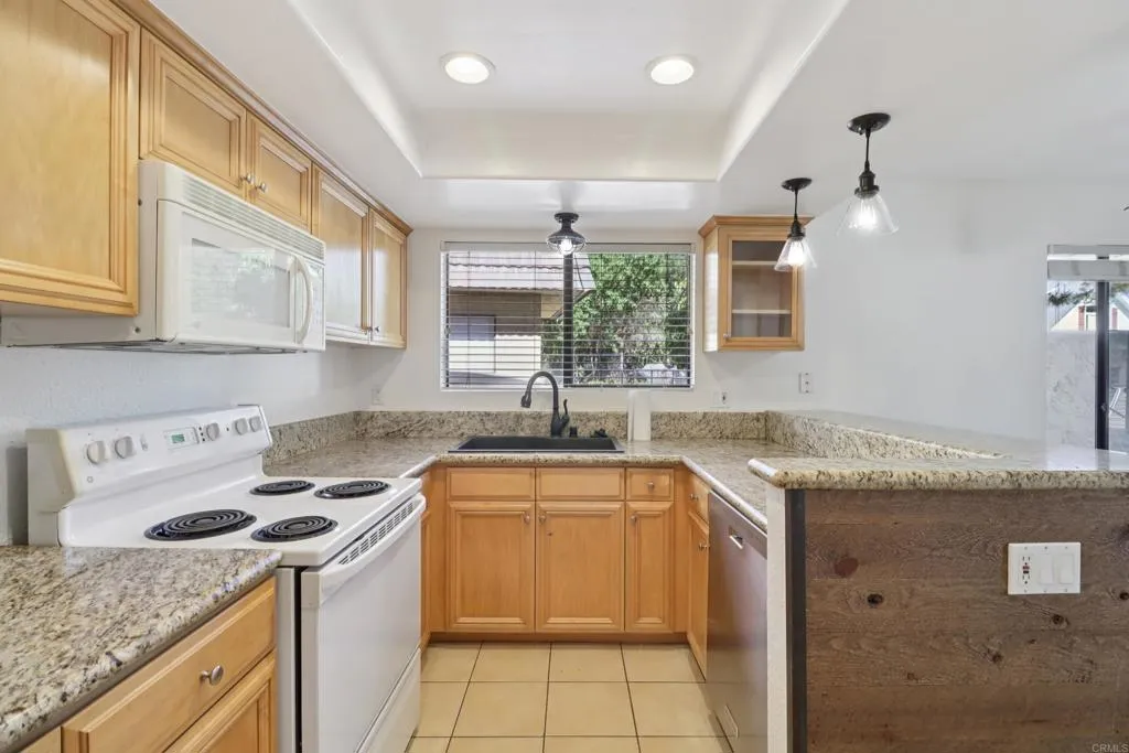Photo #8: PTP2505521 Listing: Photo #8