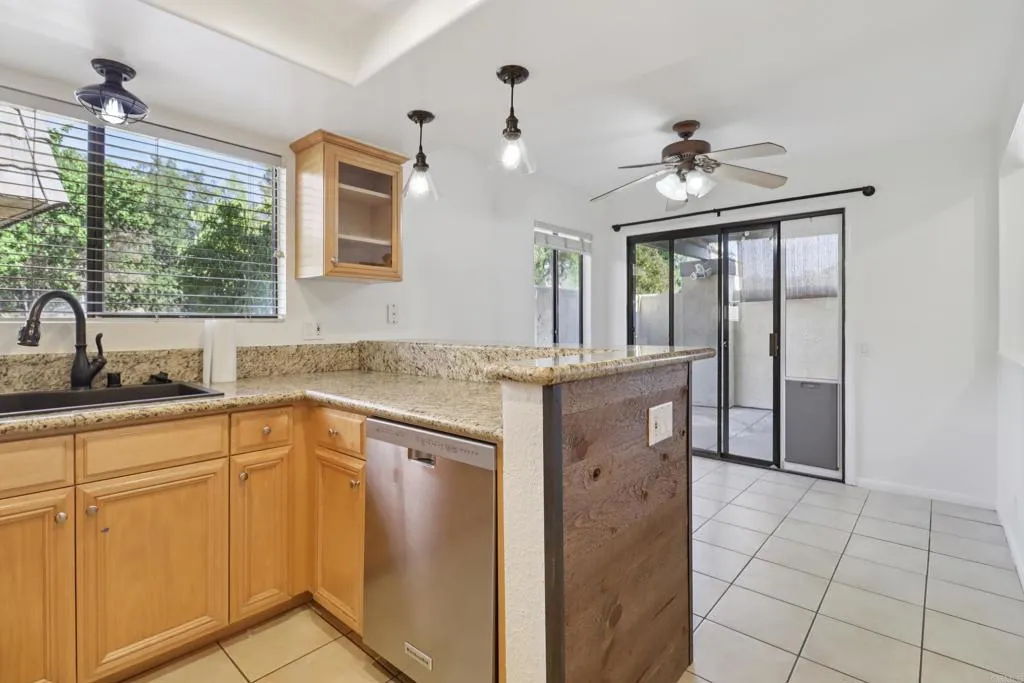 Photo #9: PTP2505521 Listing: Photo #9