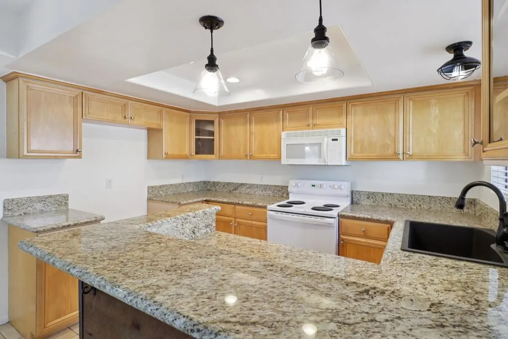 Photo #11: PTP2505521 Listing: Photo #11