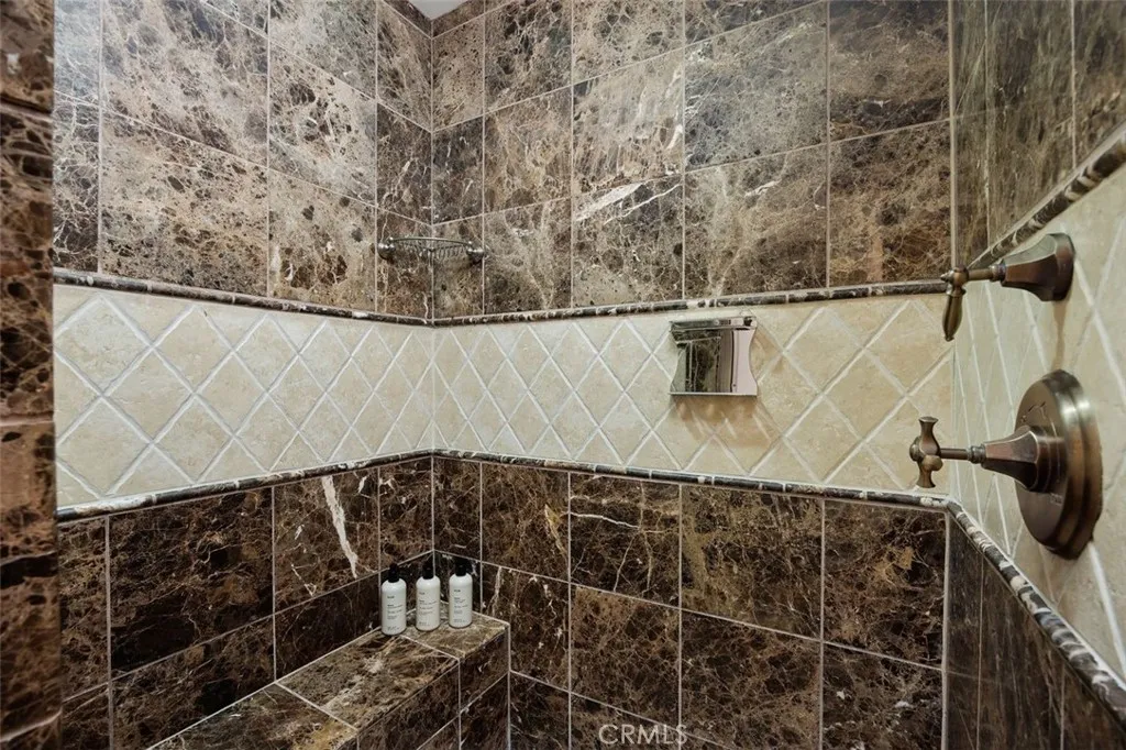 Photo #24: OC25163832 Listing: Photo #24