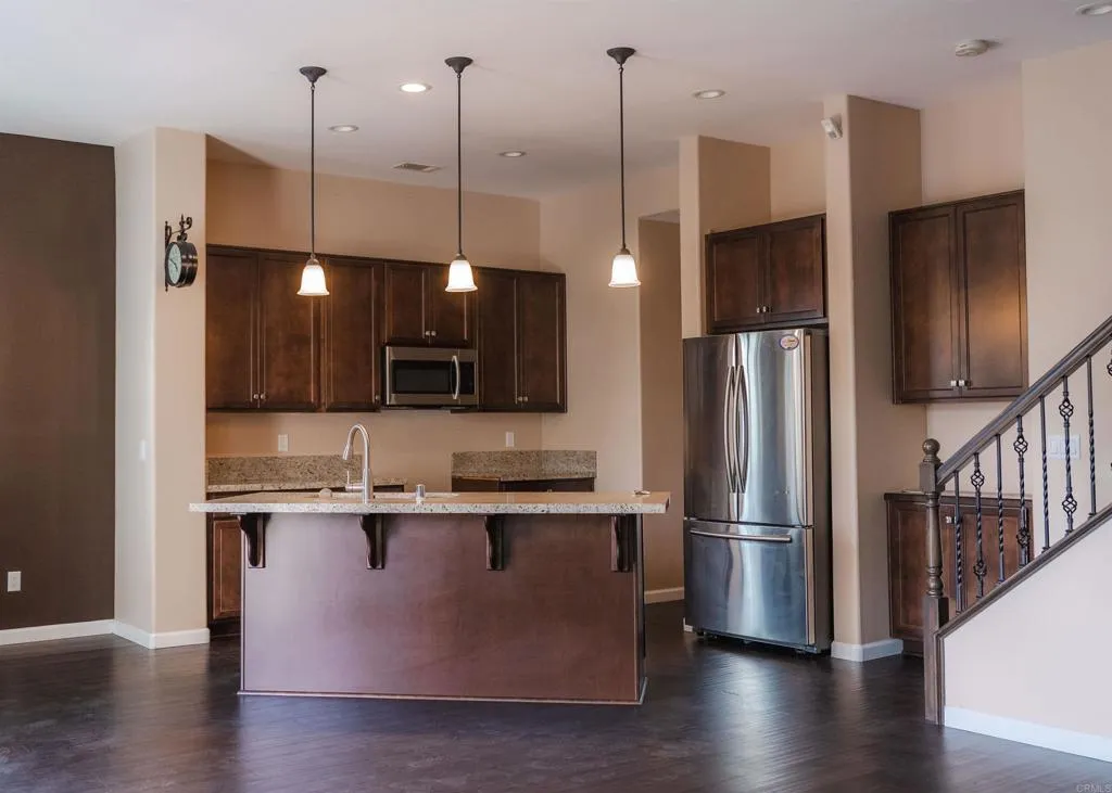 Photo #8: PTP2505527 Listing: Photo #8