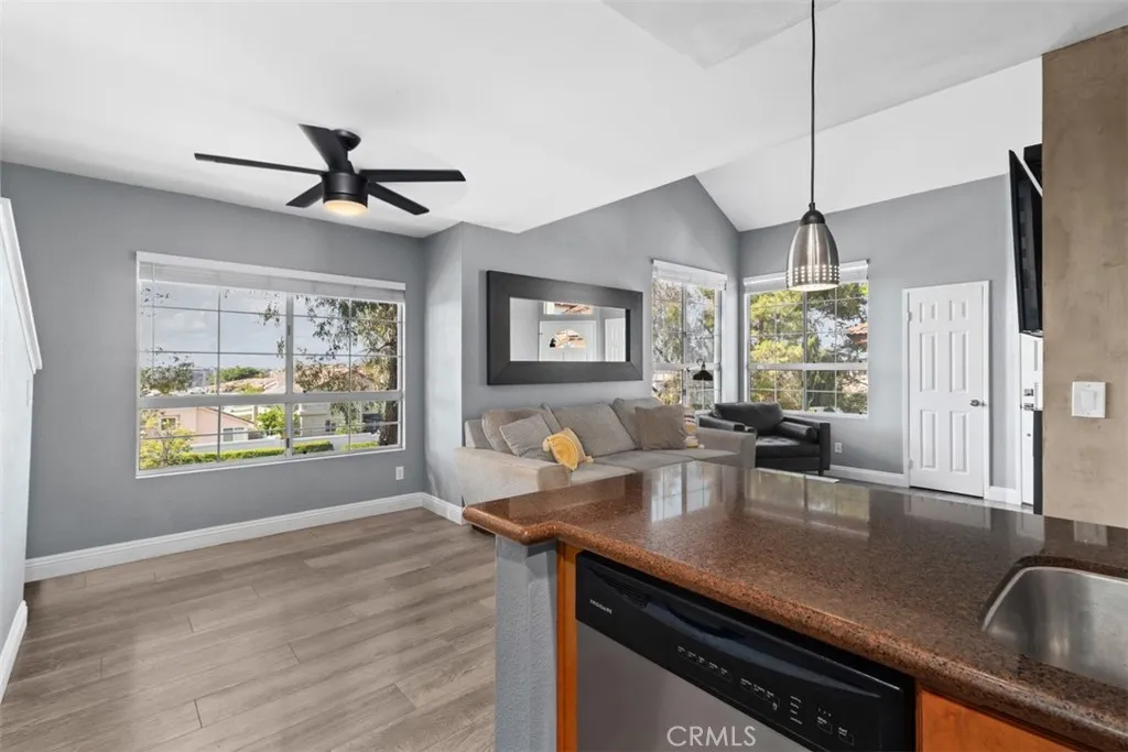 Photo #11: LG25163487 Listing: Photo #11