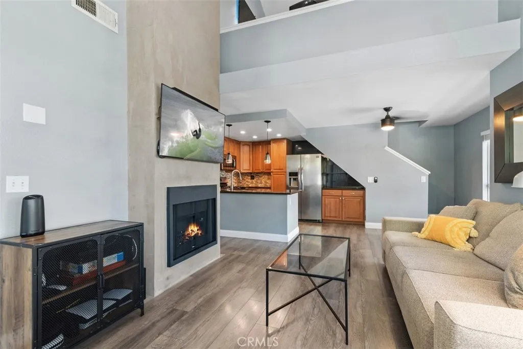 Photo #3: LG25163487 Listing 