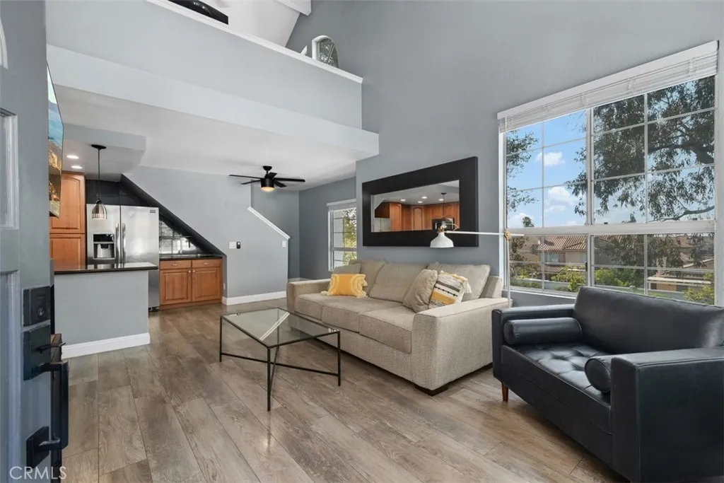 MLS: LG25163487 Condo For Sale