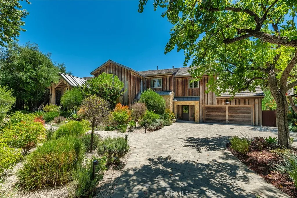 5207 Saddle Creek Road