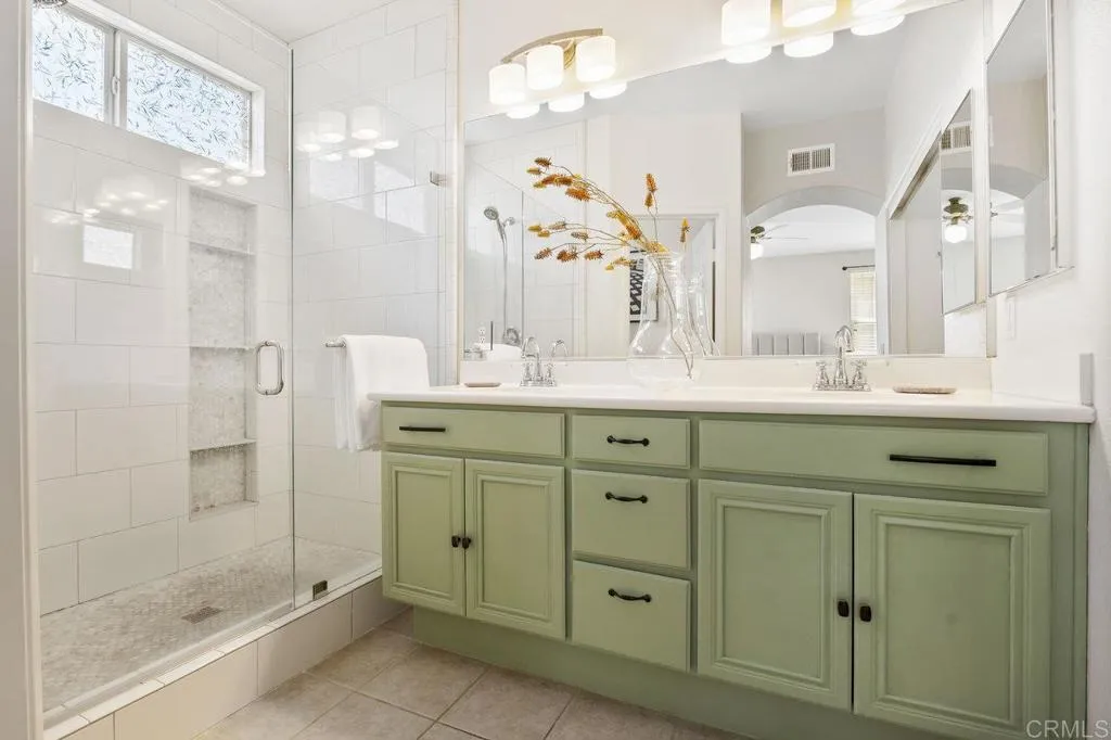 Photo #23: PTP2505531 Listing: Photo #23