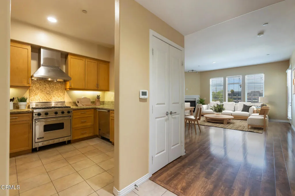 4050 Glencoe Ave Unit 412, Marina del Rey, CA 90292 - Photo 4 of 28, Marina Del Rey, CA
