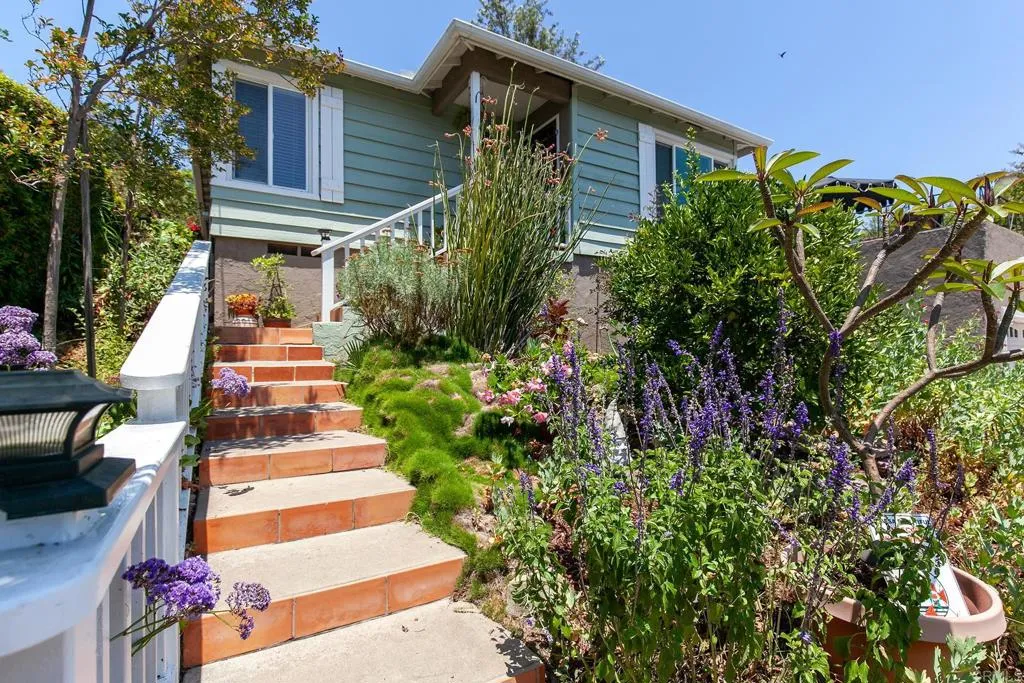 https://cdn.realtyfeed.com/cdn/127/306498807/e17207fdad446e516ec3ad6519a23ed9.webp
