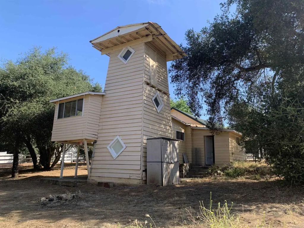 https://cdn.realtyfeed.com/cdn/127/306498905/aaba699f749ede2d15e39640b8367ac0.webp