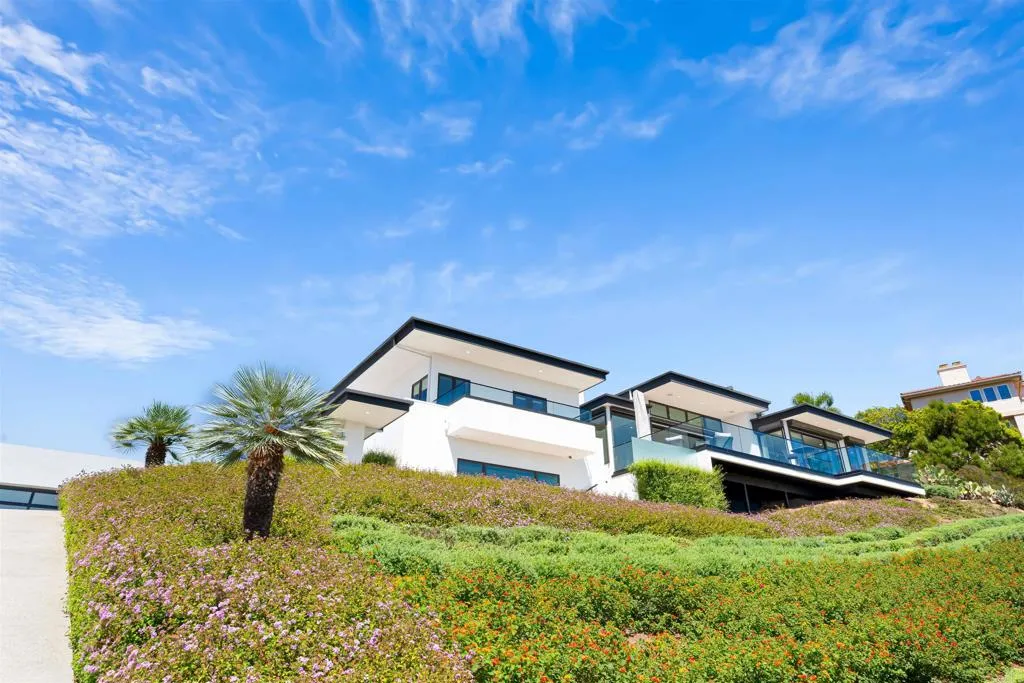 https://cdn.realtyfeed.com/cdn/127/306498907/3f87bf43e0094db6193d6f4cd7226dcb.webp