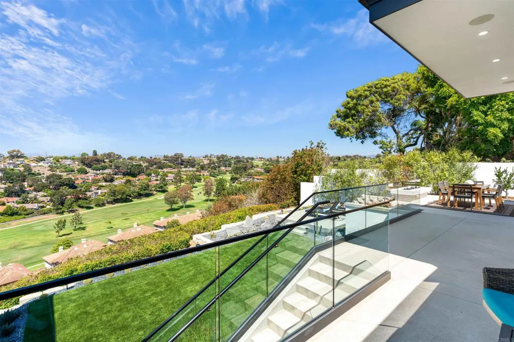 https://cdn.realtyfeed.com/cdn/127/306498907/5cce34f0ced9602d6a90b3ce42222452.webp