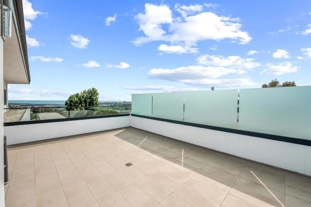 https://cdn.realtyfeed.com/cdn/127/306498907/6672247caca2c5e70dc760f29abdd4b7.webp