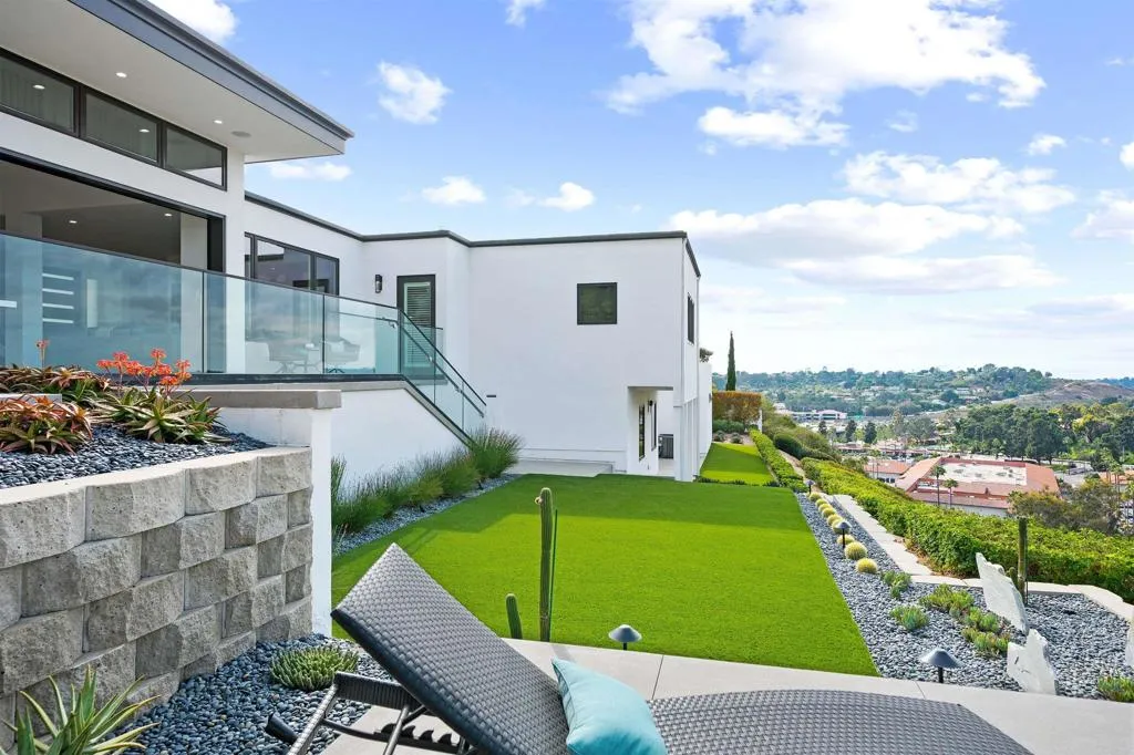 https://cdn.realtyfeed.com/cdn/127/306498907/6e728497626723f2d7eebe5de775dafd.webp