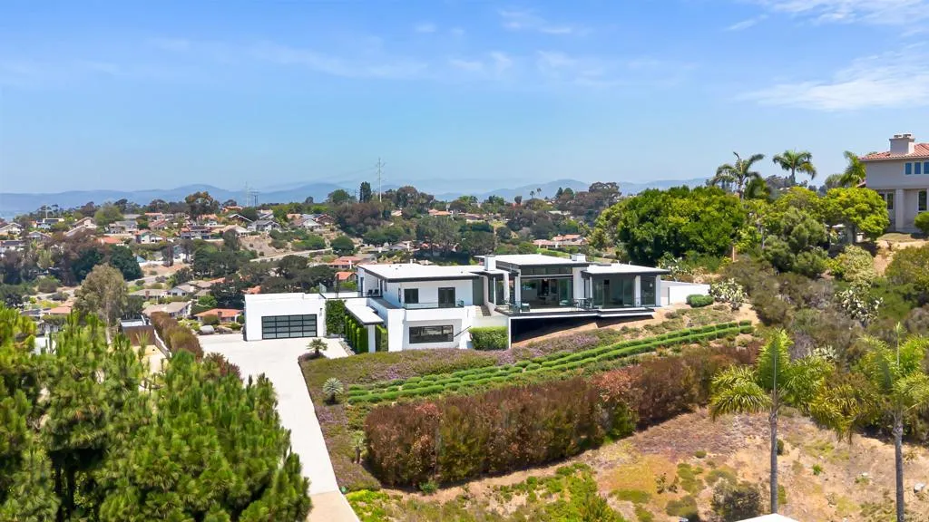 https://cdn.realtyfeed.com/cdn/127/306498907/96b24f010a01518759a83902f74c30d9.webp