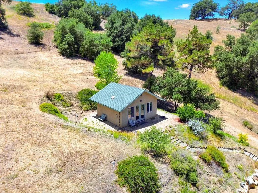 https://cdn.realtyfeed.com/cdn/127/306498936/095d9aa5620e8e7f72d1e6b460396e2a.webp
