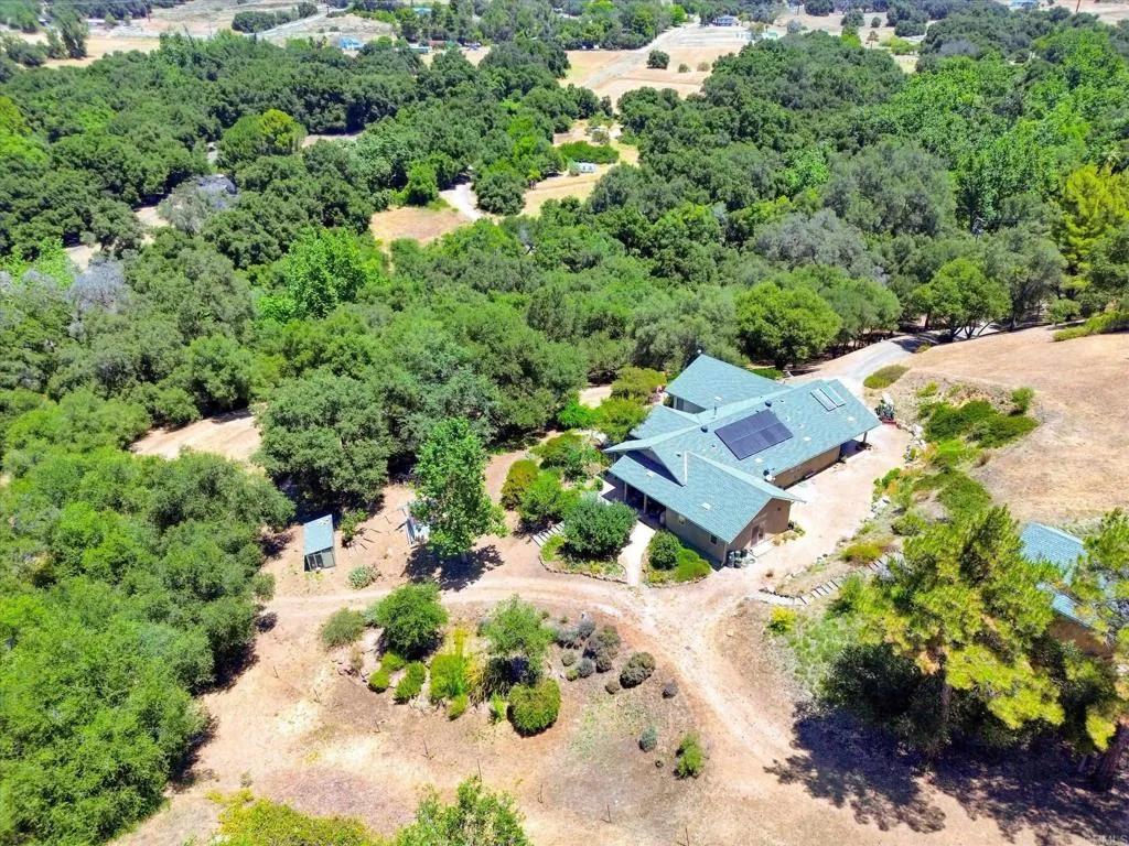 https://cdn.realtyfeed.com/cdn/127/306498936/9fc664a65fa1b8b8789b58e421723bf6.webp
