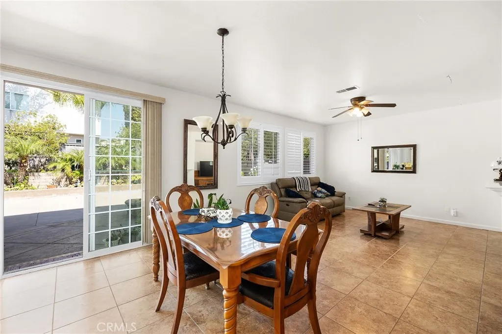 https://cdn.realtyfeed.com/cdn/127/306498957/0bcd1ae9918e2d7029ccb70facea2d5e.webp