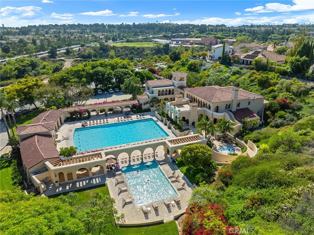 https://cdn.realtyfeed.com/cdn/127/306498957/b07f784fe87926ff654344f1ff90d823.webp