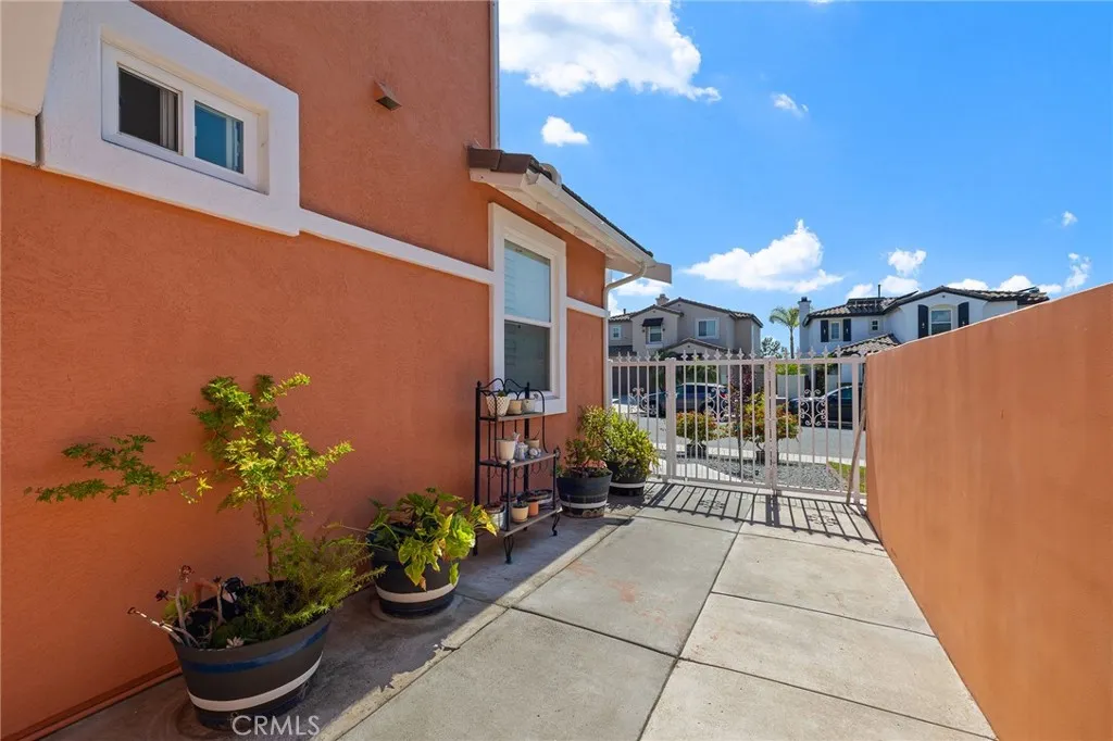 https://cdn.realtyfeed.com/cdn/127/306498957/c4529ced8230476f09a85e3f9d947099.webp