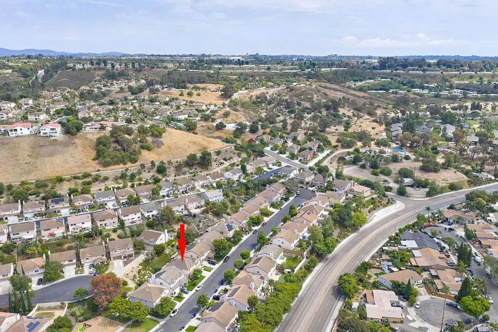https://cdn.realtyfeed.com/cdn/127/306498970/51f9cac5798d102292cf551561060b65.webp