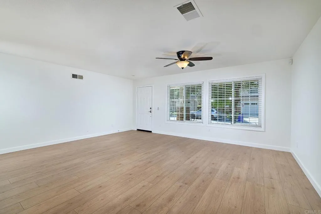 https://cdn.realtyfeed.com/cdn/127/306498970/a1a0fe9eae5d9f255796f2266a19d942.webp