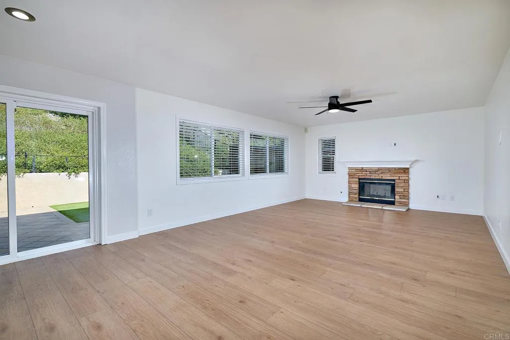 https://cdn.realtyfeed.com/cdn/127/306498970/b1d01b9742b999f7fbc9ff57a406a662.webp