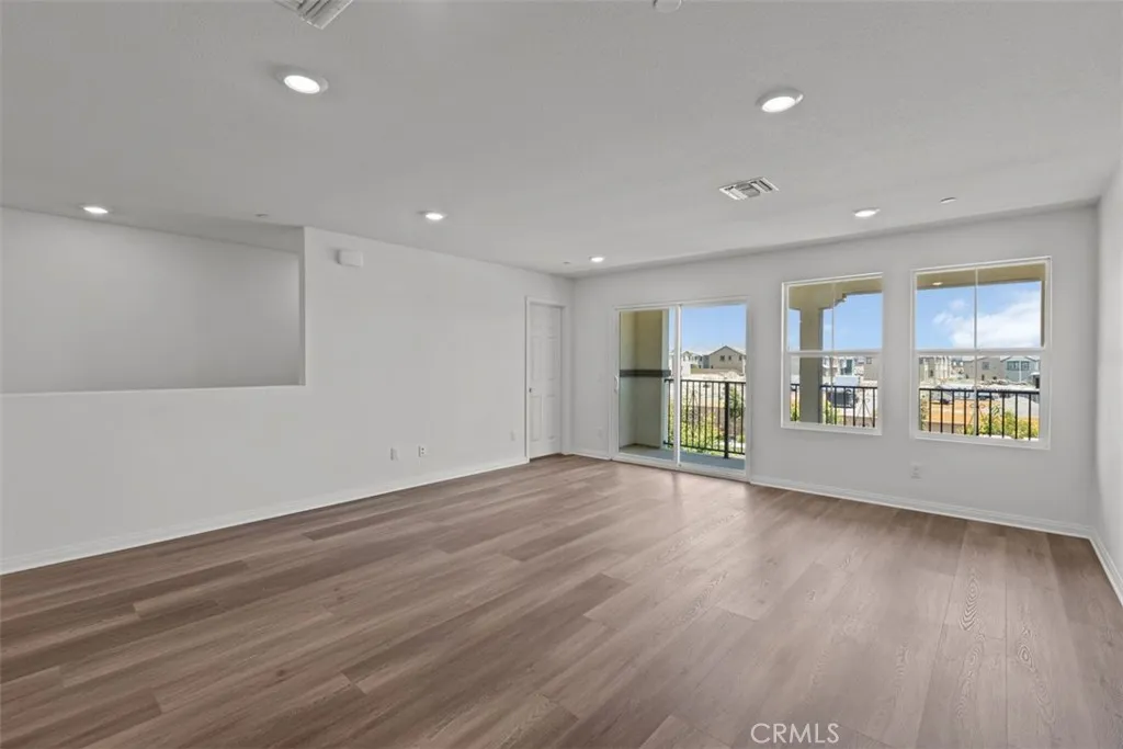 4285 S Hermosa Paseo, Ontario, CA 91761 - Photo 3 of 16, Ontario, CA