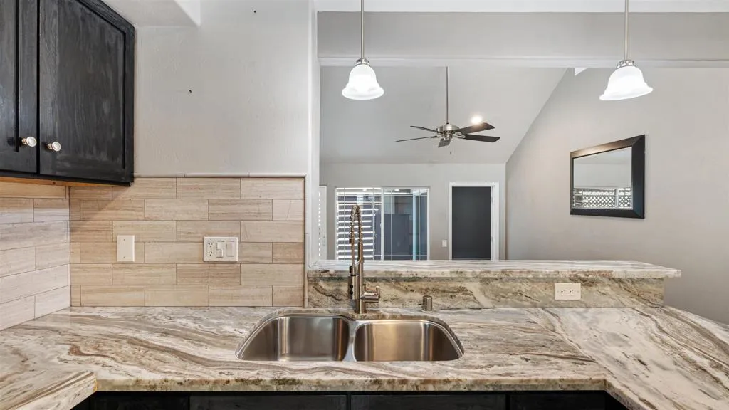Photo #6: PTP2505550 Listing 
