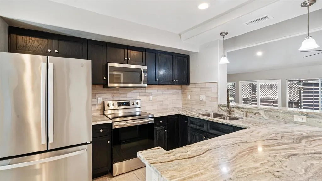 Photo #5: PTP2505550 Listing 
