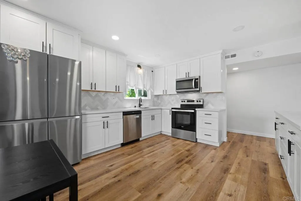Photo #3: PTP2505554 Listing 