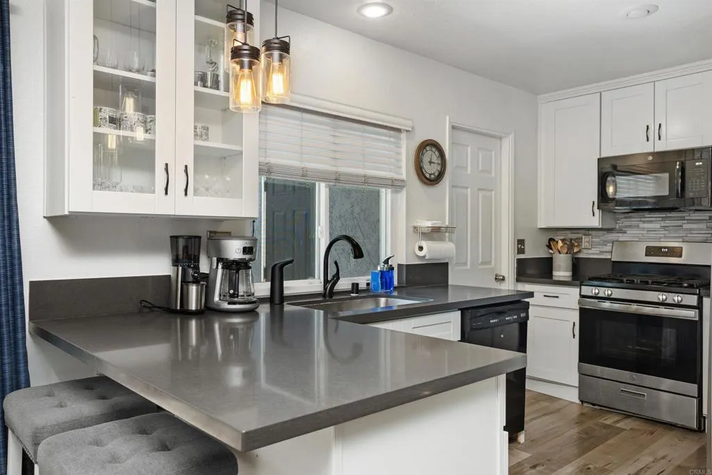 https://cdn.realtyfeed.com/cdn/127/306499275/03320432eb32d36d99b770c853a47146.webp