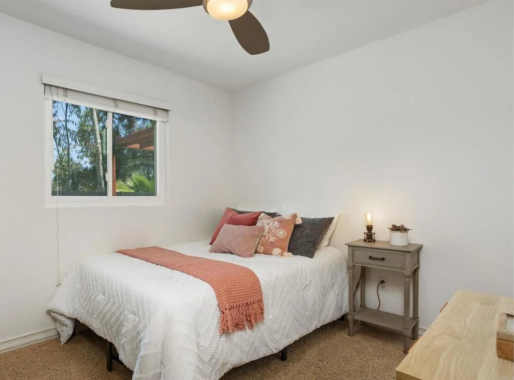 https://cdn.realtyfeed.com/cdn/127/306499275/1f6eb2fbfa6d9acc8f632338005b77b8.webp