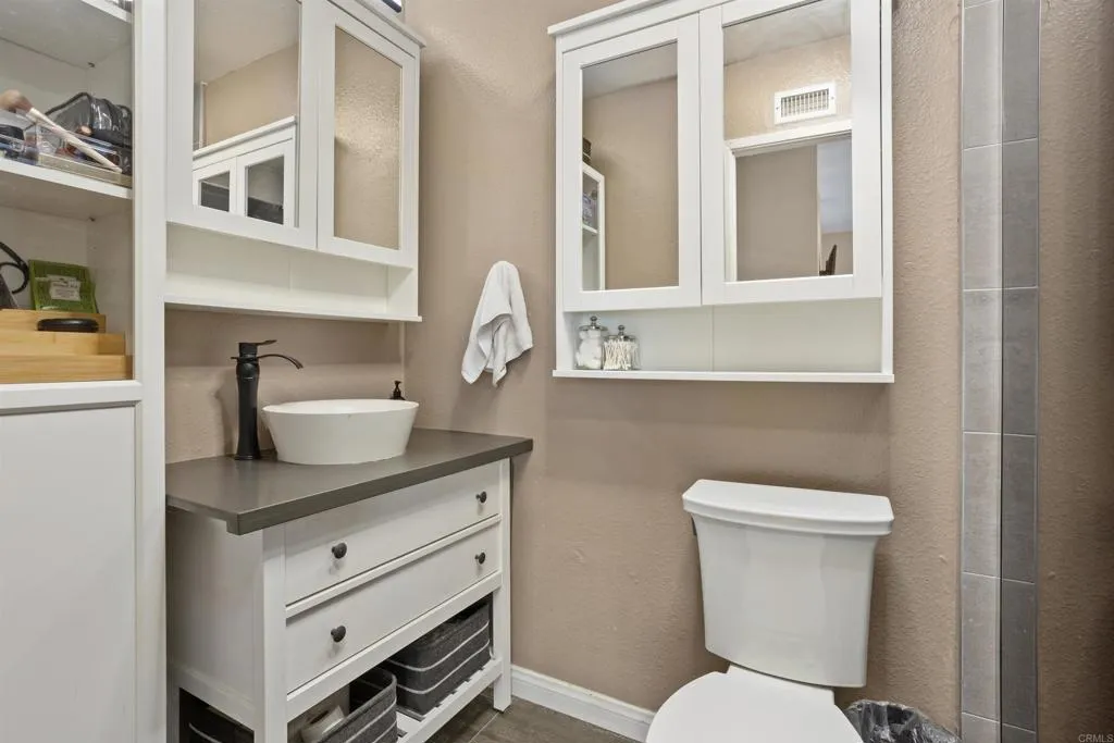 https://cdn.realtyfeed.com/cdn/127/306499275/674bd71a2ec885777be1460f5d2a124f.webp