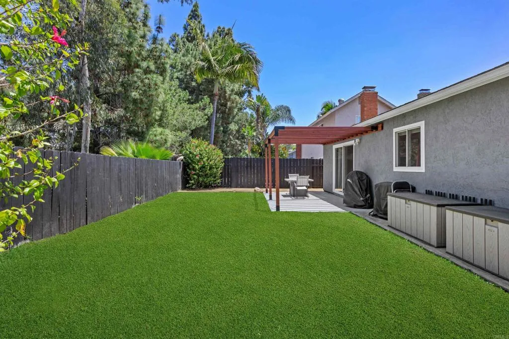 https://cdn.realtyfeed.com/cdn/127/306499275/8a97e083e4baf5a5df3a96b524e1b2cc.webp