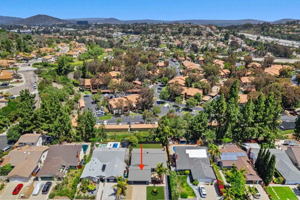 https://cdn.realtyfeed.com/cdn/127/306499275/9b750788018b99c5772f356d3ca1c59d.webp