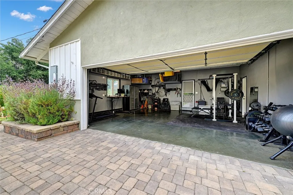 https://cdn.realtyfeed.com/cdn/127/306499328/0e9c0701c4748f32bcc580d53b771aac.webp