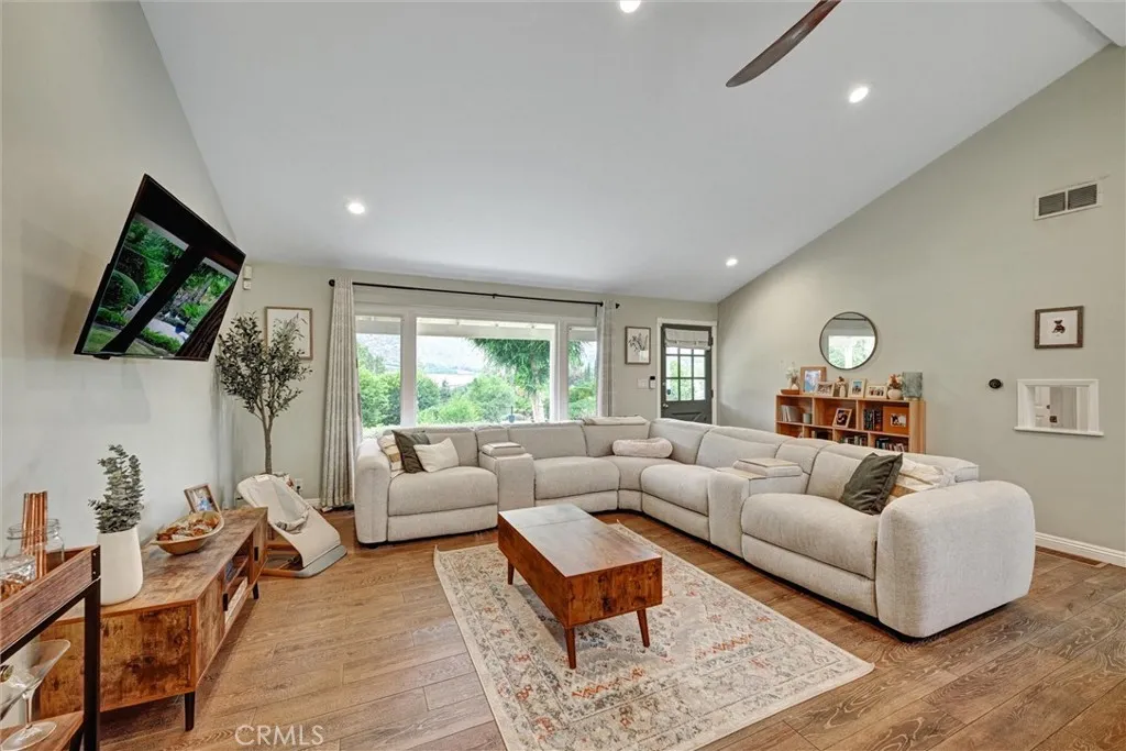 https://cdn.realtyfeed.com/cdn/127/306499328/17381b7eb9899a2d78376d11fd28fa4d.webp