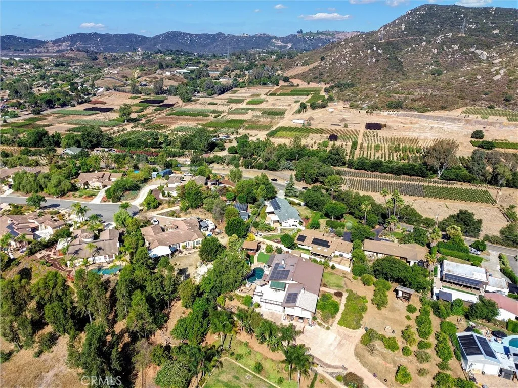 https://cdn.realtyfeed.com/cdn/127/306499328/b8af92bcbee408cd76ec5db4e984d6f8.webp